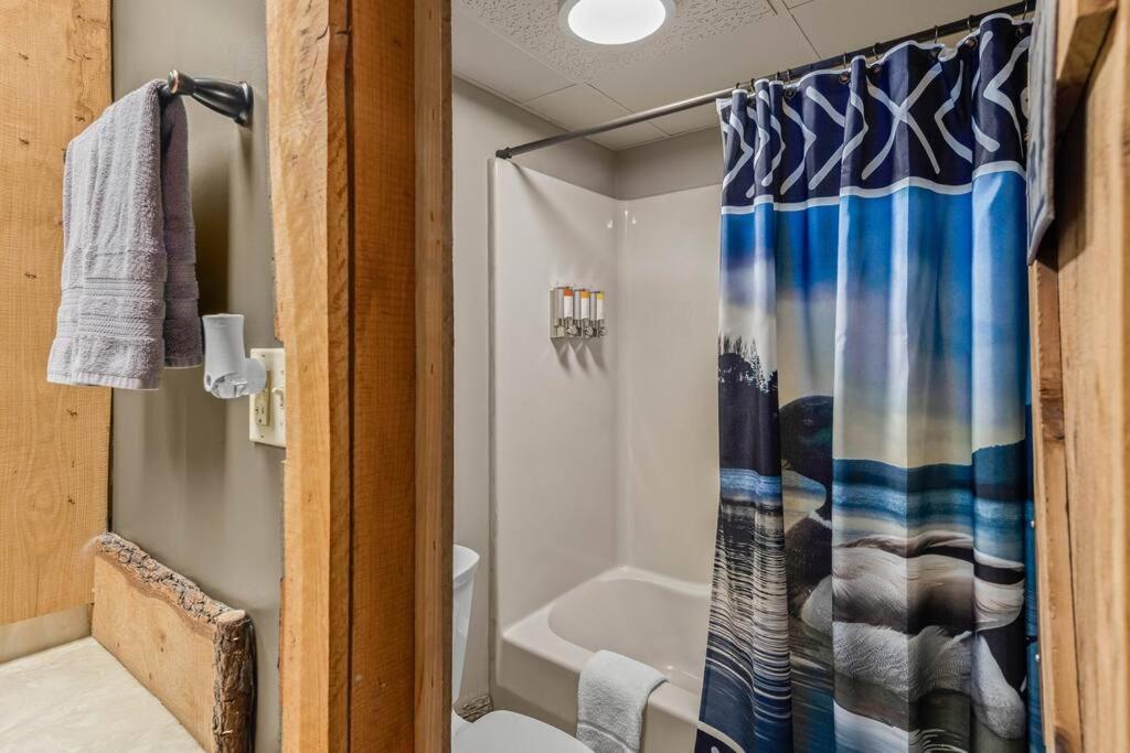 Stonegate Lodge 2 Queen Beds Wifi Tv Salt Water Pool Fire Pits #303 ユリーカ・スプリングス エクステリア 写真