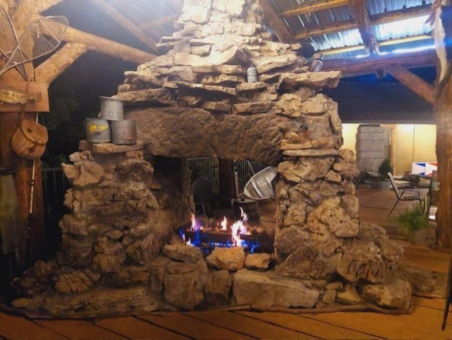 Stonegate Lodge 2 Queen Beds Wifi Tv Salt Water Pool Fire Pits #303 ユリーカ・スプリングス エクステリア 写真